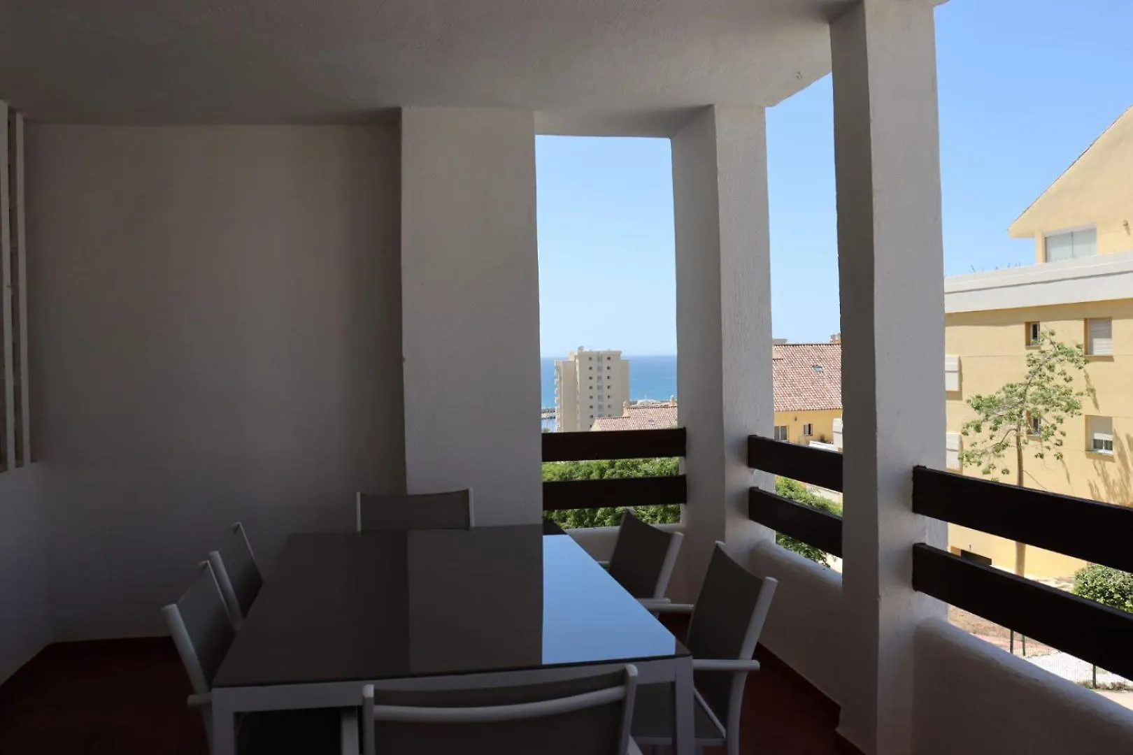 Port View - Reina Sofia Apartment Estepona