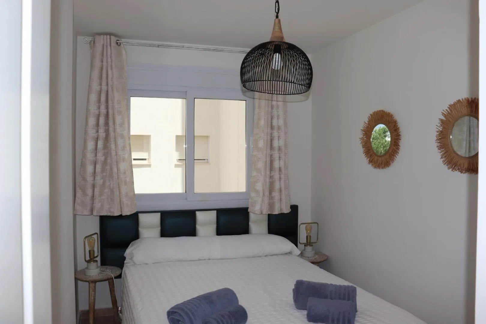 Port View - Reina Sofia Apartment Estepona