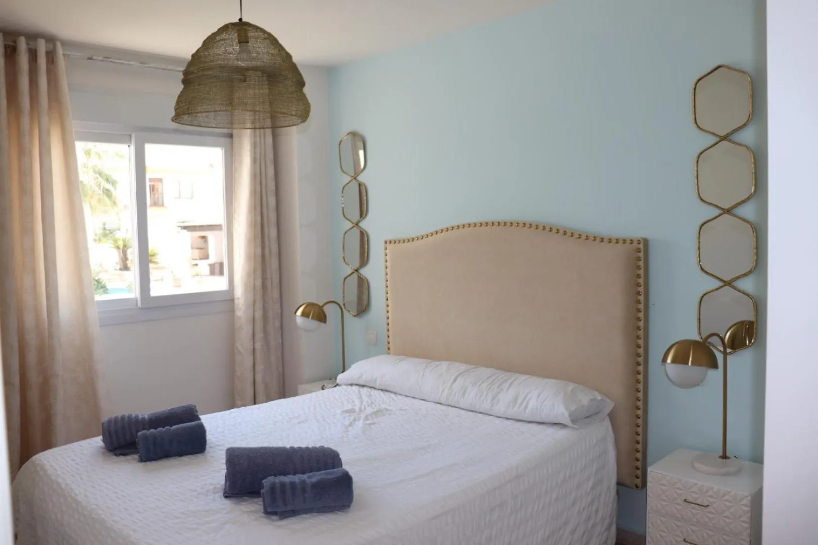 Port View - Reina Sofia Apartment Estepona
